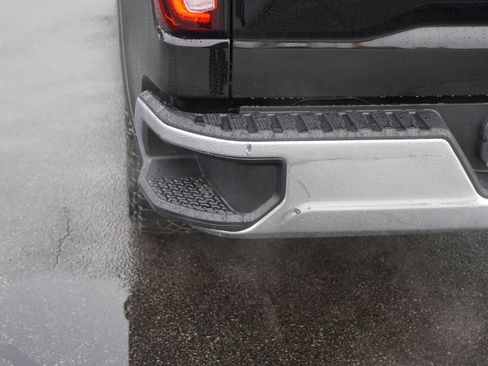 New 2026 GMC Sierra 1500 Pro w/ Pro Value Package image 8