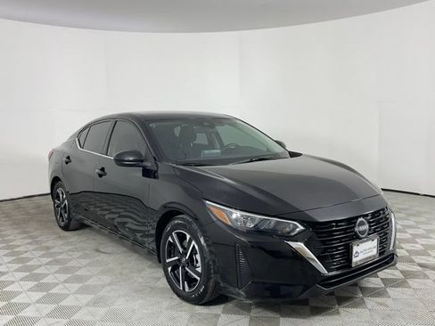 Used 2024 Nissan Sentra SV FWD image 3