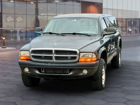 Used 2003 Dodge Dakota Sport image 2