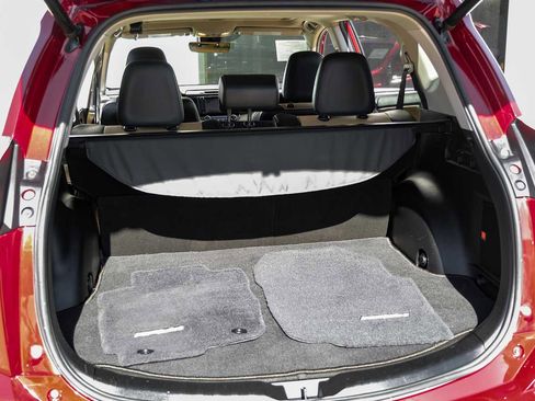 Used 2018 Toyota RAV4 Limited image 53