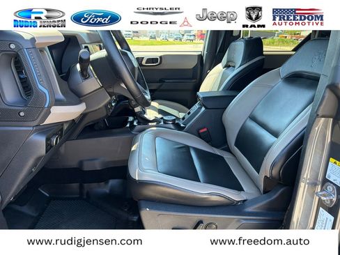 Used 2024 Ford Bronco Wildtrak AWD/4WD image 9