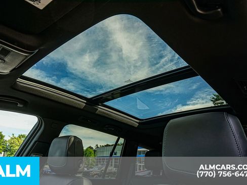 Used 2023 Cadillac XT6 Premium Luxury AWD/4WD image 40