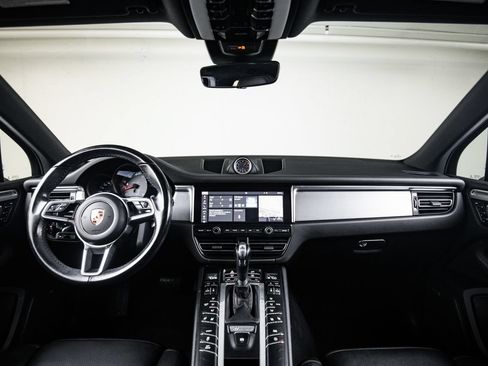 Used 2019 Porsche Macan S AWD/4WD image 25