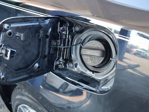 Used 2016 Scion tC FWD image 24