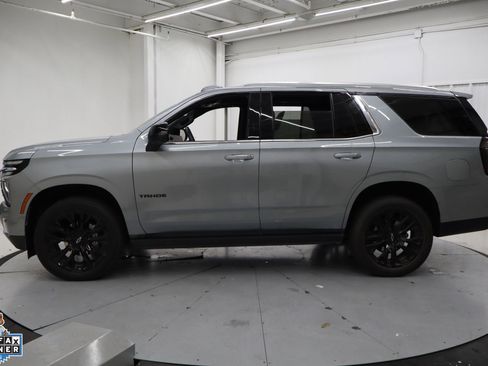 Used 2025 Chevrolet Tahoe Premier AWD/4WD image 7