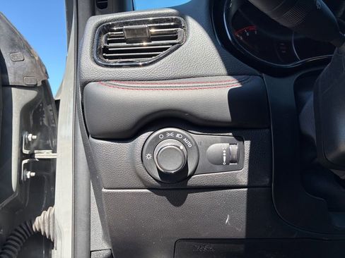 Used 2024 Dodge Durango GT AWD/4WD image 14