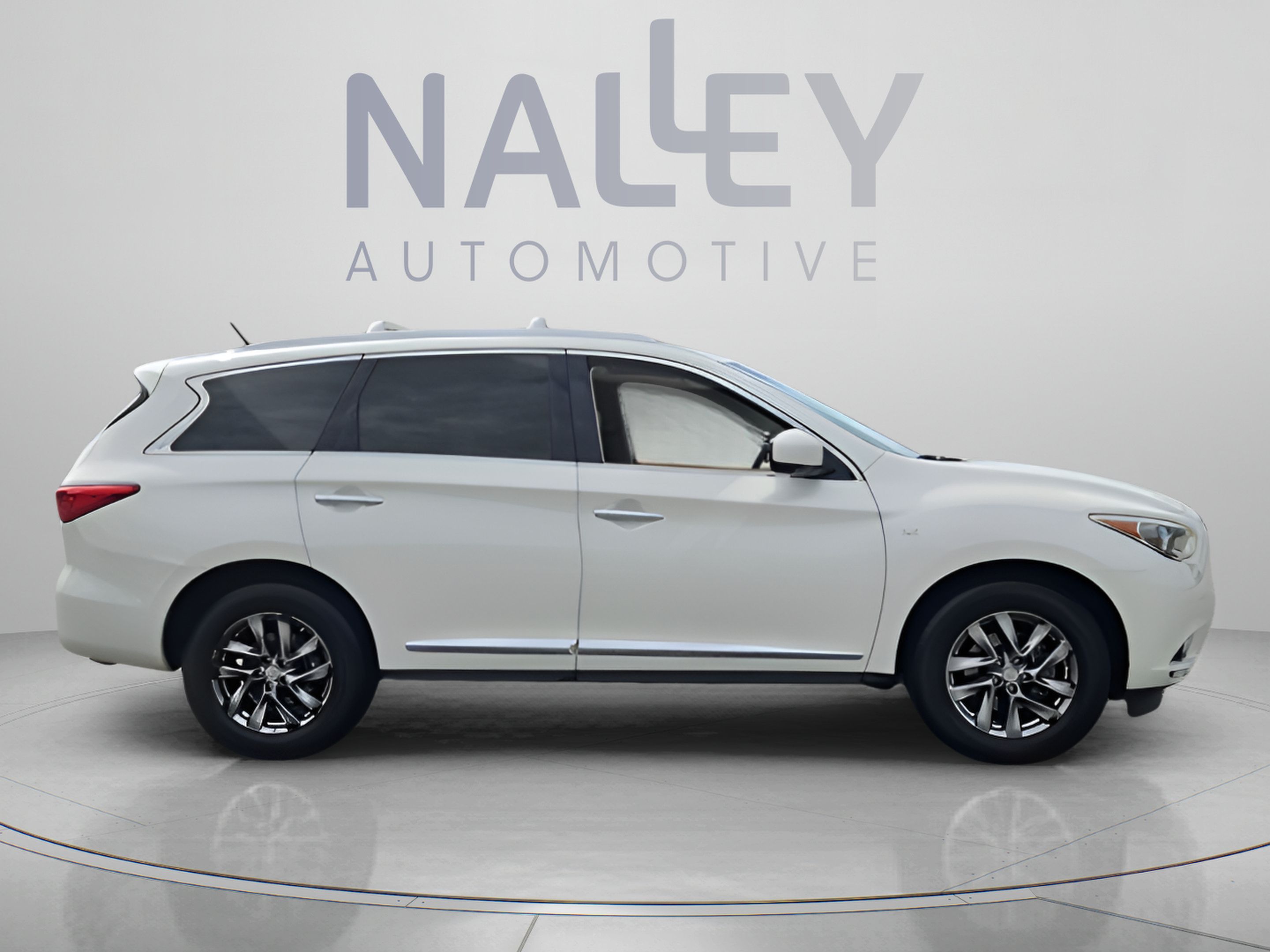Used 2015 INFINITI QX60 FWD w/ Premium Plus Package image 10