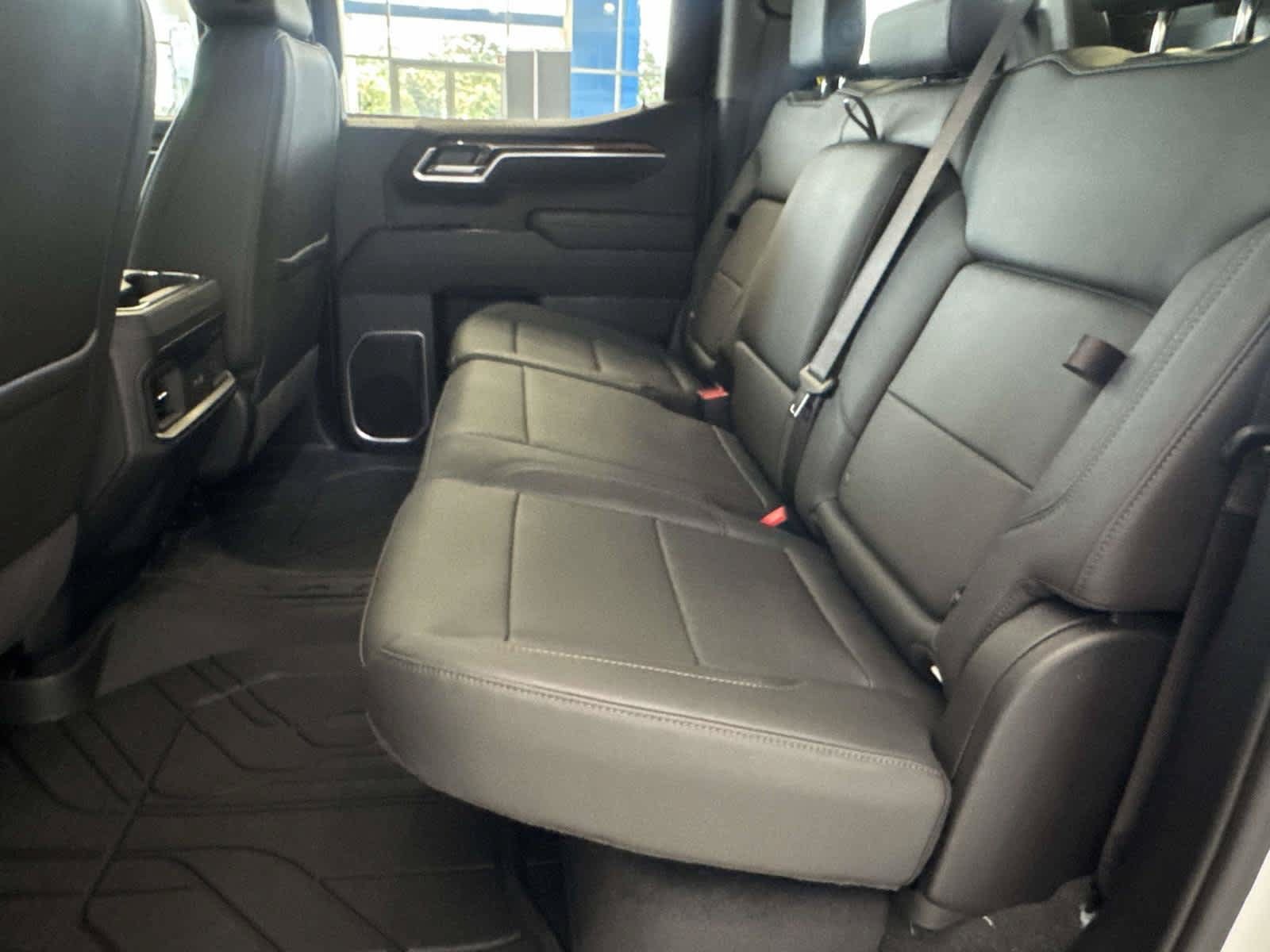 New 2026 Chevrolet Silverado 1500 RST AWD/4WD image 7
