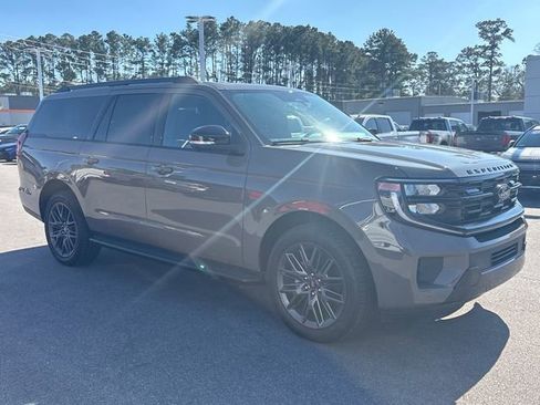 New 2026 Ford Expedition Max Platinum w/ Stealth Appearance Package image 7