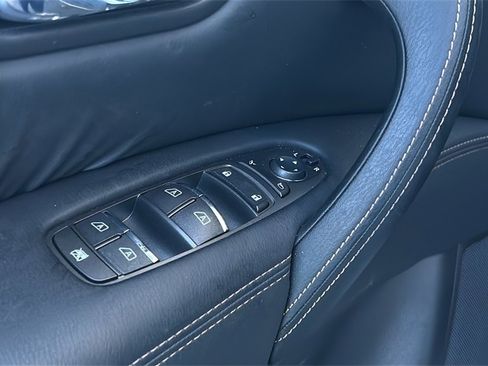 Used 2024 Nissan Armada Platinum w/ Captain's Chairs Package image 17