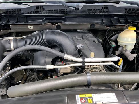 Used 2015 RAM 1500 Lone Star AWD/4WD image 30