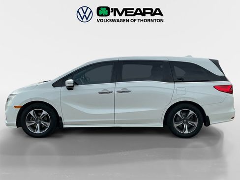 Used 2018 Honda Odyssey Touring image 2
