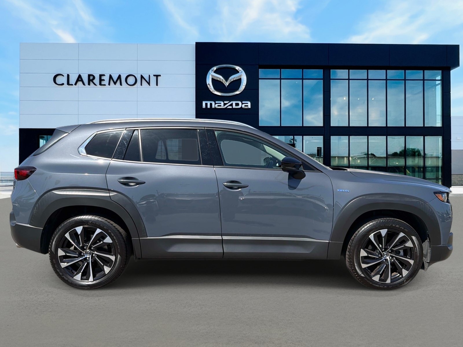 Certified 2025 MAZDA CX-50 2.5 Hybrid w/ Premium Plus Pkg AWD/4WD image 4