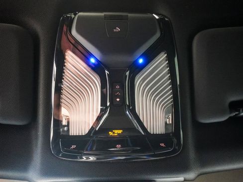 Used 2020 BMW X5 xDrive40i w/ Convenience Package image 30