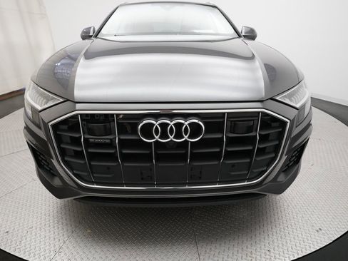 Used 2023 Audi Q8 Prestige image 22