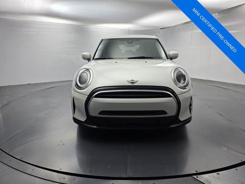 Used 2024 MINI Cooper 4-Door Hardtop w/ Storage Package FWD image 2