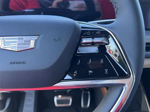 New 2026 Cadillac Vistiq Luxury image 22