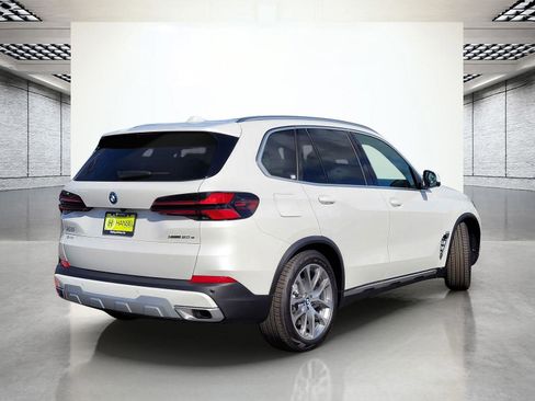 New 2026 BMW X5 xDrive50e w/ Premium Package image 6