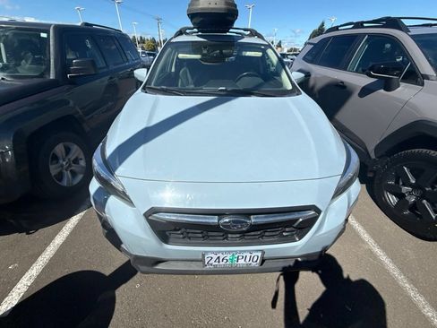 Used 2019 Subaru Crosstrek 2.0i Limited w/ Moonroof Package w/Navigation AWD/4WD image 2