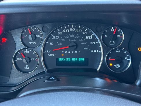 Used 2018 GMC Savana 3500 LT w/ LT Preferred Equipment Group image 23