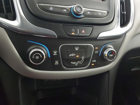 Used 2022 Chevrolet Equinox LT FWD image 28