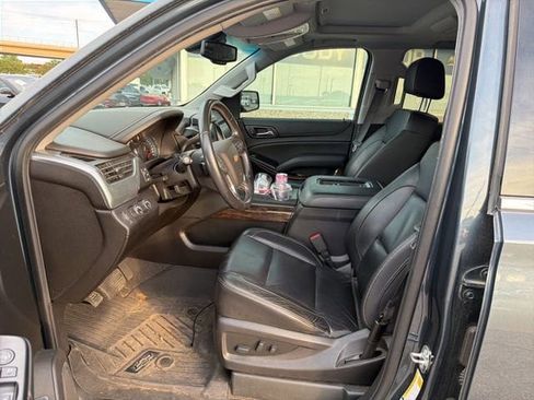 Used 2019 Chevrolet Tahoe LT image 12