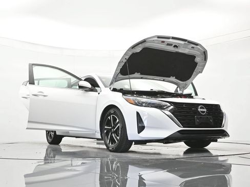 Used 2024 Nissan Sentra SV FWD image 49
