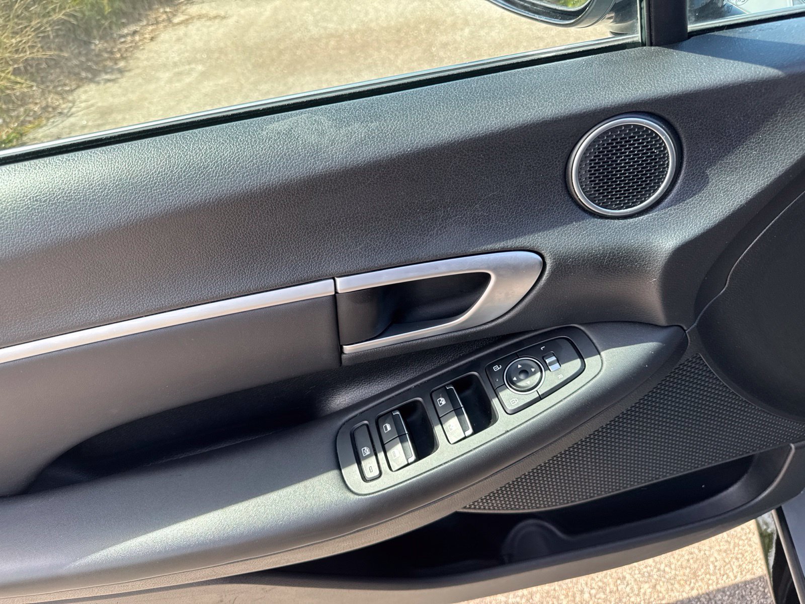 Certified 2025 Hyundai Sonata SEL FWD image 12