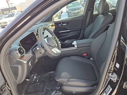 New 2026 Mercedes-Benz C 300 4MATIC Sedan image 21