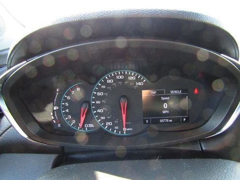 Used 2021 Chevrolet Trax LT image 14