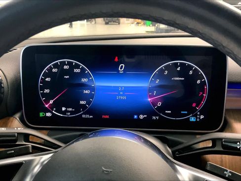 Used 2024 Mercedes-Benz C 300 Sedan w/ Exclusive Trim Package image 23