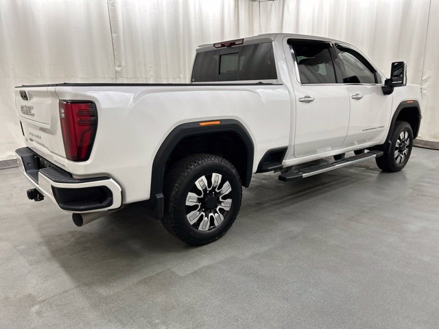 Used 2025 GMC Sierra 2500 Denali w/ Denali Reserve Package AWD/4WD image 4