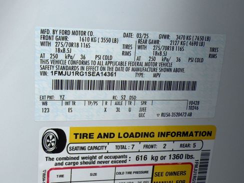 Used 2025 Ford Expedition Tremor AWD/4WD image 16