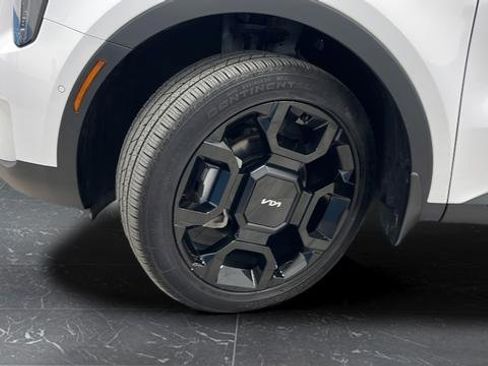 Used 2024 Kia Sorento SX Prestige w/ Sage Leather Package image 39