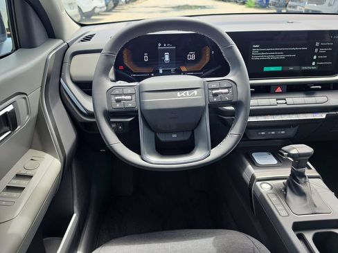 New 2027 Kia Seltos S FWD image 13