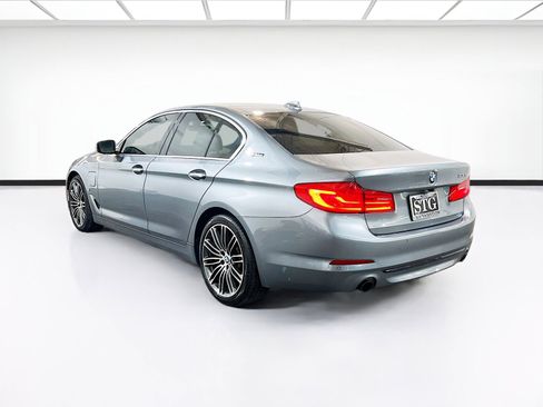 Used 2018 BMW 530e image 6