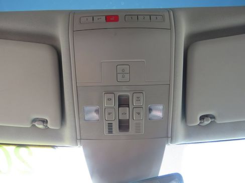 Used 2019 Volkswagen Atlas SEL Premium AWD/4WD image 30