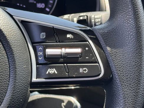 Used 2023 Kia Forte LXS FWD image 17