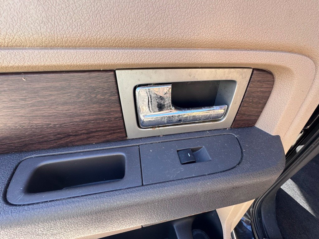 Used 2013 Ford F150 Lariat w/ Luxury Equipment Group RWD image 12