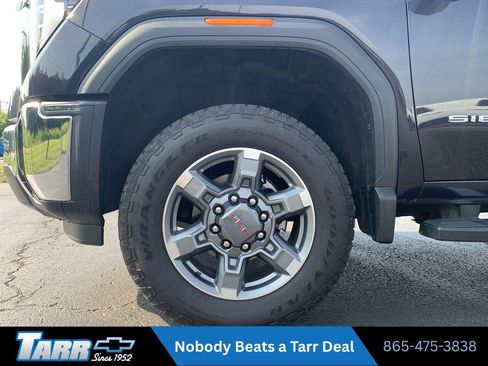 Used 2025 GMC Sierra 2500 SLT w/ SLT Premium Package AWD/4WD image 2
