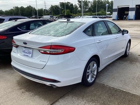 Used 2018 Ford Fusion S FWD image 11