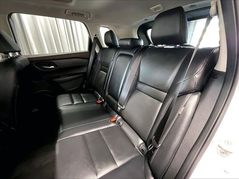 Used 2023 Nissan Rogue SL AWD/4WD image 15