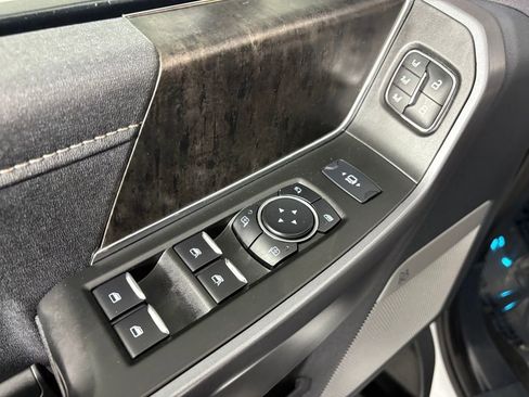 Certified 2025 Ford F350 Lariat w/ Lariat Ultimate Package image 13