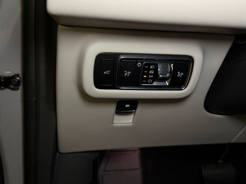 New 2026 Lincoln Nautilus Premier w/ Equipment Group 102A image 36