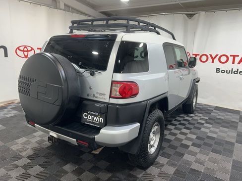 Used 2008 Toyota FJ Cruiser Base image 8