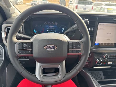 New 2026 Ford F250 Lariat w/ Black Appearance Package AWD/4WD image 13
