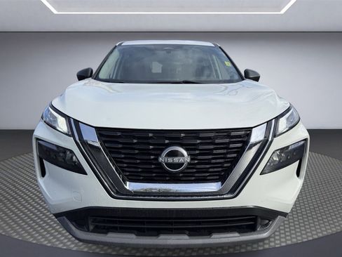 Used 2023 Nissan Rogue S image 4