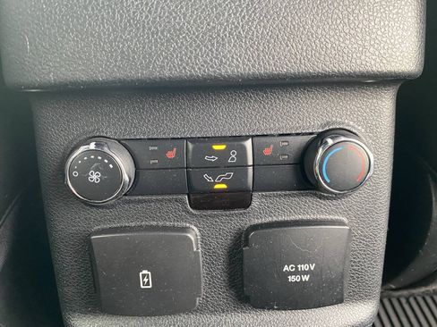 Used 2016 Ford Explorer Limited w/ Equipment Group 301A AWD/4WD image 25