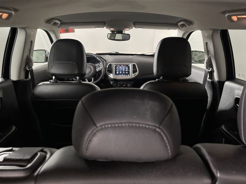 Used 2019 Jeep Compass Latitude w/ Popular Equipment Group image 15