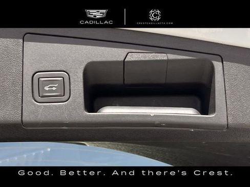 Used 2024 Cadillac XT4 Premium Luxury image 34